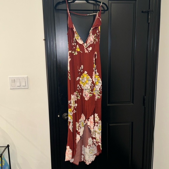 ASTR the Label Lucia Faux Wrap Flutter Detail Dress - Picture 3 of 4